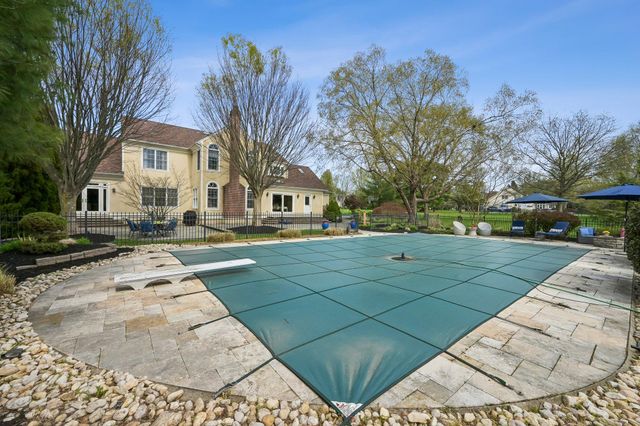 403 PROVIDENCE DR, Moorestown, NJ 08057