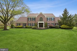 403 PROVIDENCE DR, Moorestown, NJ 08057