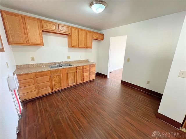 1708 S Gettysburg Avenue, Dayton, OH 45417