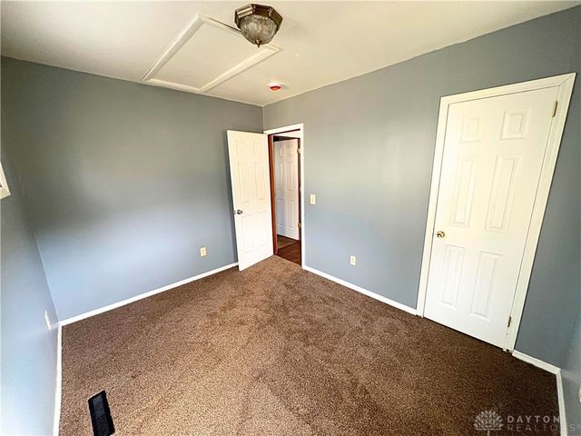 1708 S Gettysburg Avenue, Dayton, OH 45417