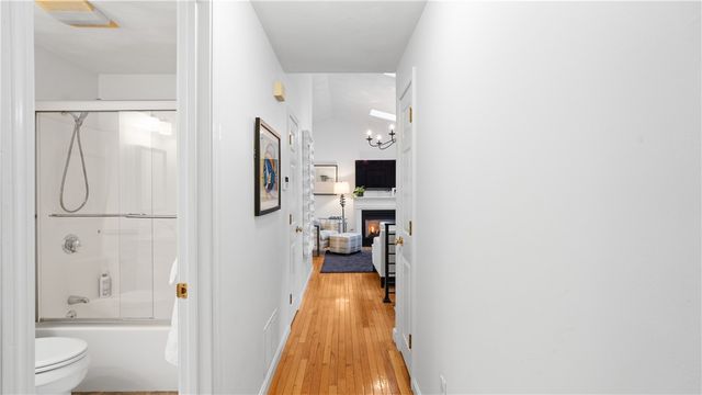 27 Great Oak Drive, Warwick, RI 02886