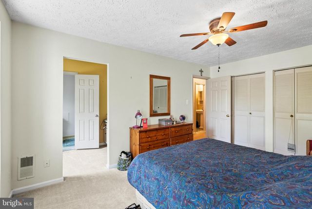 2114 LANG DR, Crofton, MD 21114