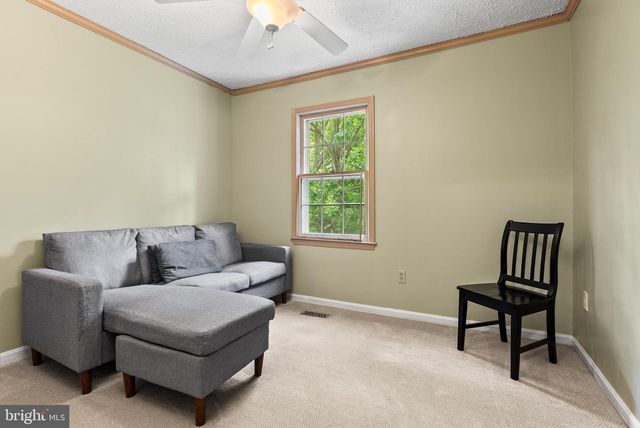 2114 LANG DR, Crofton, MD 21114