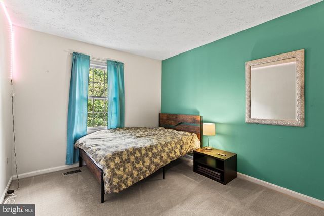2114 LANG DR, Crofton, MD 21114