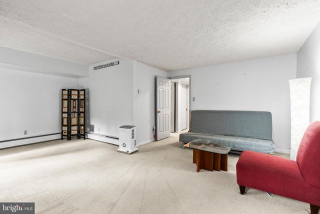 2114 LANG DR, Crofton, MD 21114