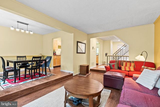2114 LANG DR, Crofton, MD 21114