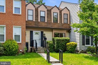 2114 LANG DR, Crofton, MD 21114