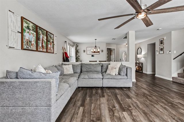 6144 Paddlefish Drive, Fort Worth, TX 76179