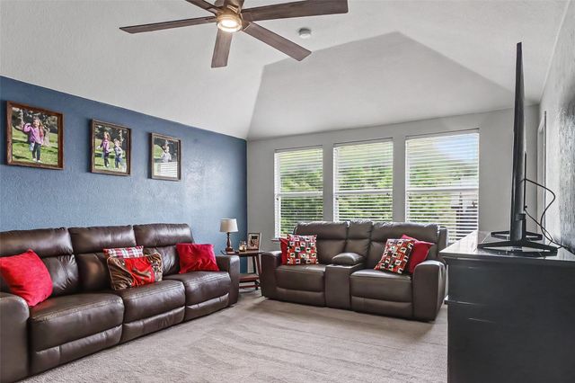 6144 Paddlefish Drive, Fort Worth, TX 76179