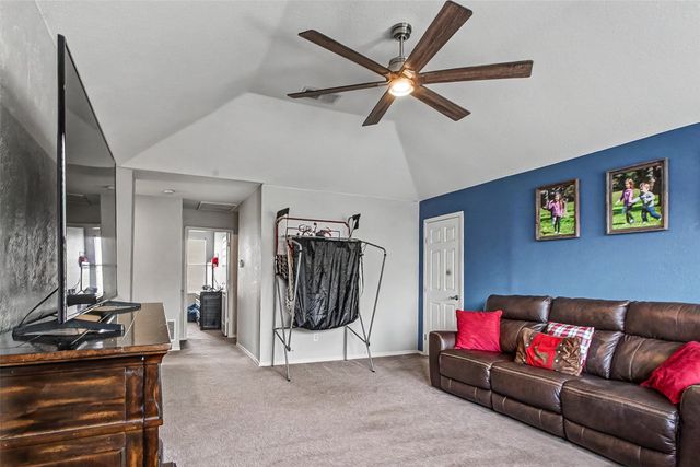 6144 Paddlefish Drive, Fort Worth, TX 76179