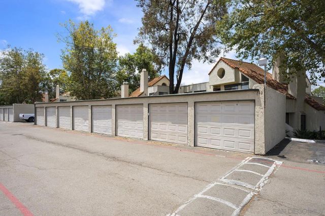 355 N Melrose Drive North E, Vista, CA 92083