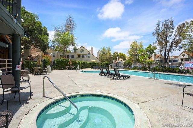355 N Melrose Drive North E, Vista, CA 92083