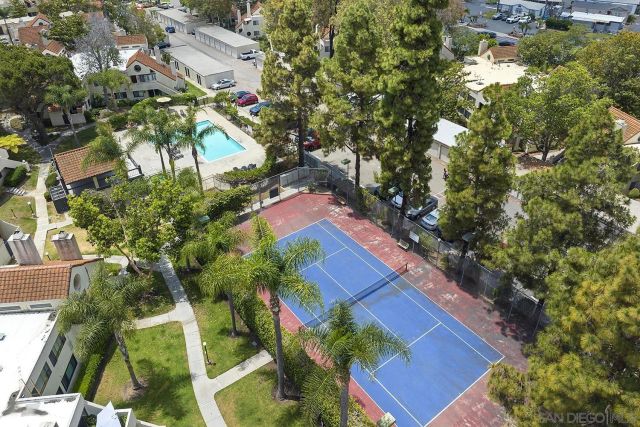 355 N Melrose Drive North E, Vista, CA 92083