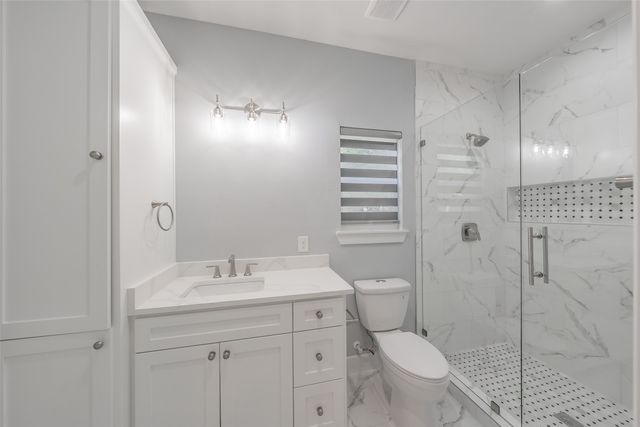 1508 W 12TH Avenue, Corsicana, TX 75110