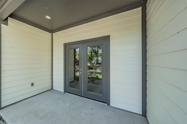 1508 W 12TH Avenue, Corsicana, TX 75110