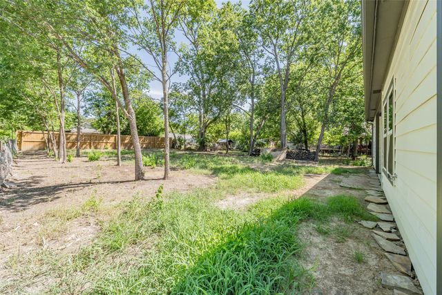 1508 W 12TH Avenue, Corsicana, TX 75110