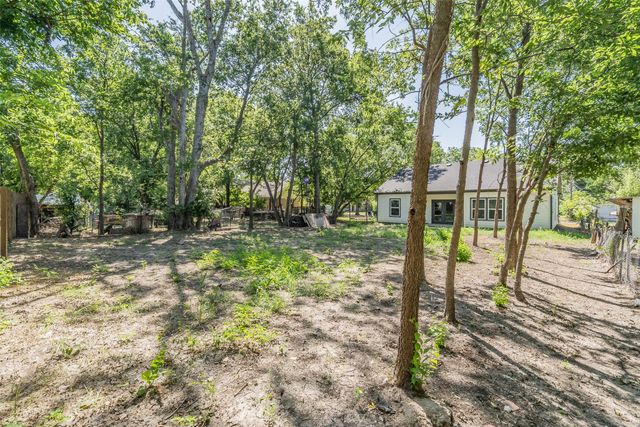 1508 W 12TH Avenue, Corsicana, TX 75110