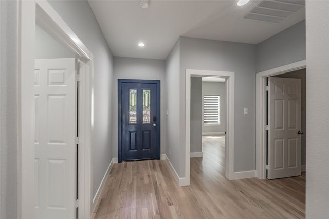 1508 W 12TH Avenue, Corsicana, TX 75110