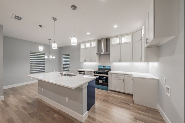 1508 W 12TH Avenue, Corsicana, TX 75110