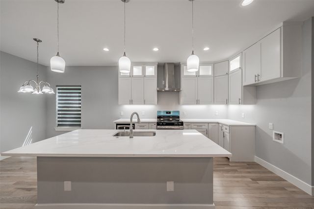 1508 W 12TH Avenue, Corsicana, TX 75110