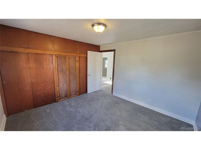 221 Spruce St, Julesburg, CO 80737