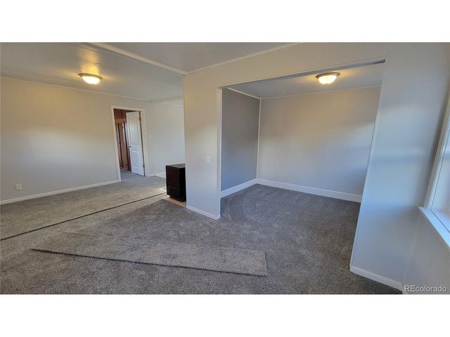 221 Spruce St, Julesburg, CO 80737