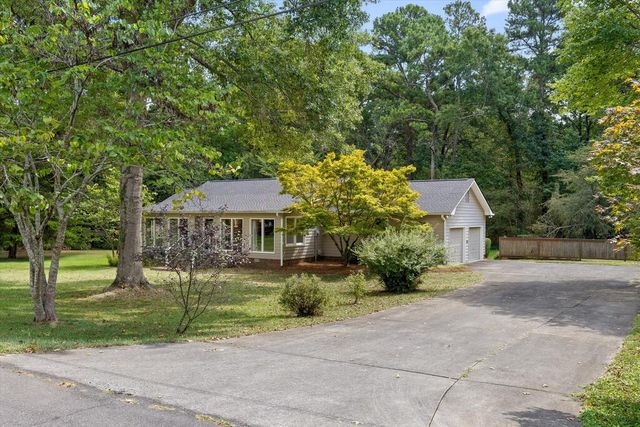 603 Lavista Road, Dalton, GA 30720