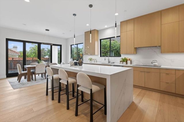 10468 S Stelling Road, Cupertino, CA 95014