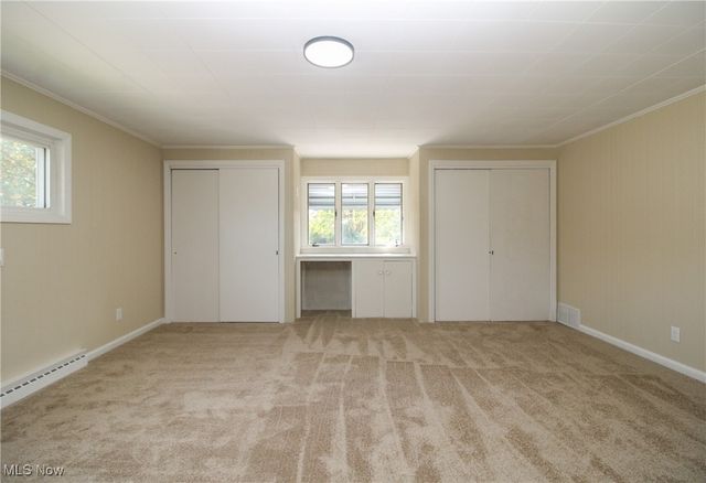 5256 Center Road, Lowellville, OH 44436