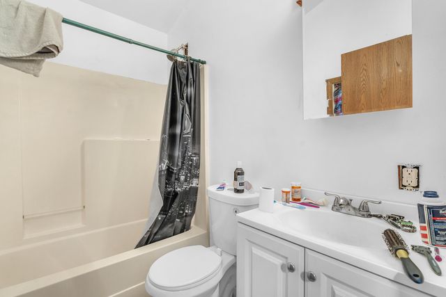 7225 W 136th Lane, Cedar Lake, IN 46303