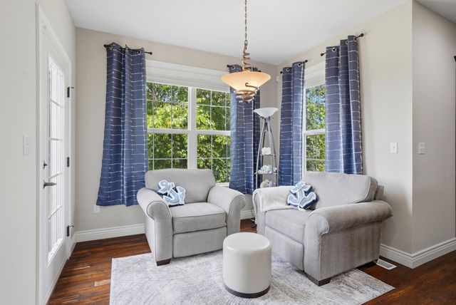 4110 FRONTGATE DR, Columbia, MO 65203