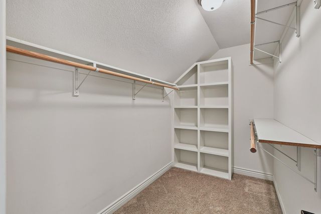 4110 FRONTGATE DR, Columbia, MO 65203