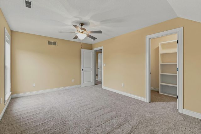 4110 FRONTGATE DR, Columbia, MO 65203