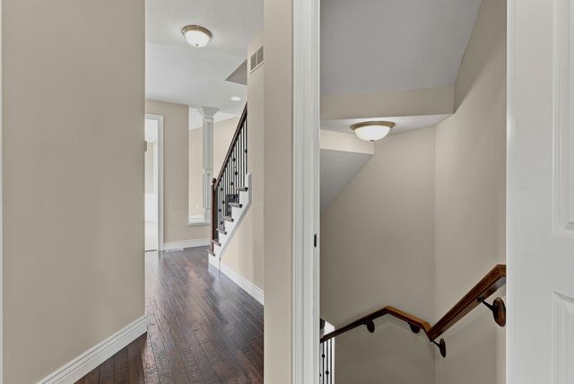 4110 FRONTGATE DR, Columbia, MO 65203