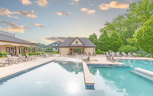4110 FRONTGATE DR, Columbia, MO 65203