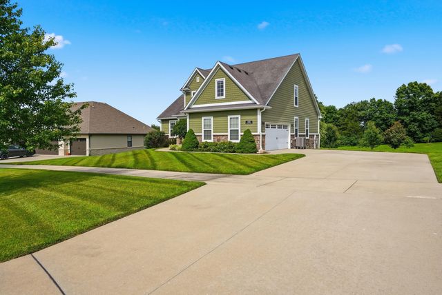 4110 FRONTGATE DR, Columbia, MO 65203