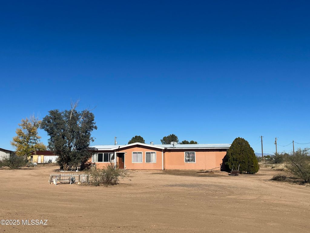 45 E Cochise Way, Cochise, AZ 85606
