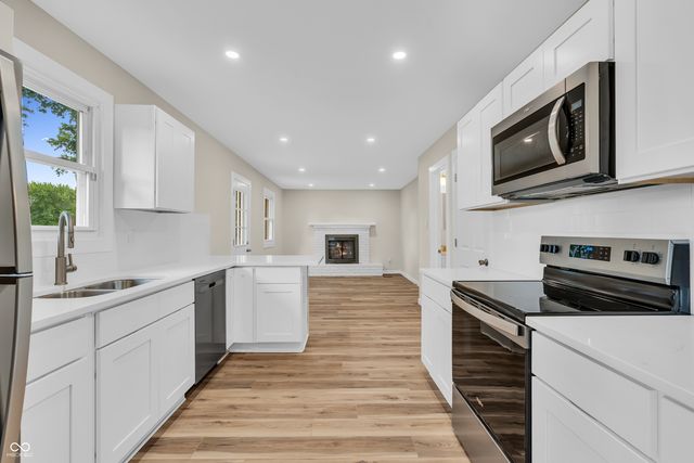 7849 E County Road 200 N, Avon, IN 46123