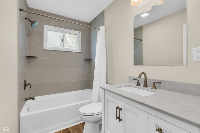 7849 E County Road 200 N, Avon, IN 46123