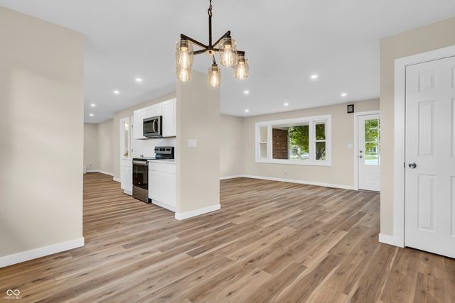 7849 E County Road 200 N, Avon, IN 46123