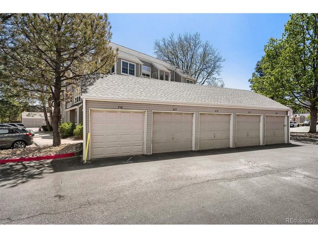 5755 W Atlantic Pl 202, Lakewood, CO 80227
