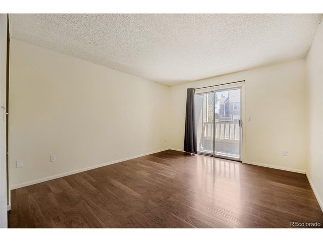 5755 W Atlantic Pl 202, Lakewood, CO 80227
