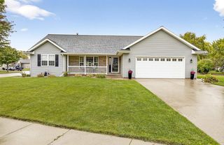 102 HIDDEN RIDGES WAY, Combined Locks, WI 54113