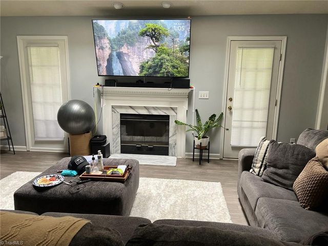 2715 Castle Croft Road, Greensboro, NC 27407