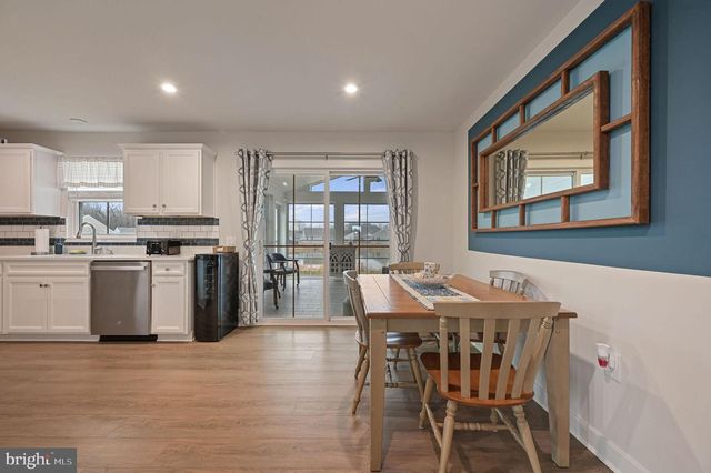 302 ALEZACH DR, Dover, DE 19901