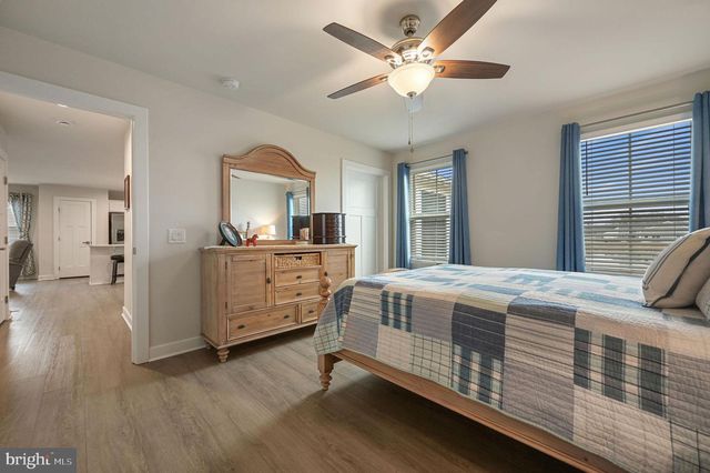 302 ALEZACH DR, Dover, DE 19901