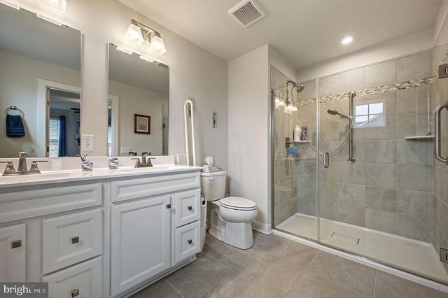 302 ALEZACH DR, Dover, DE 19901