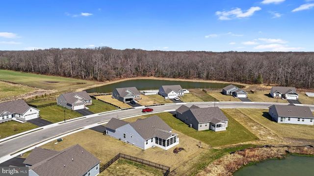 302 ALEZACH DR, Dover, DE 19901