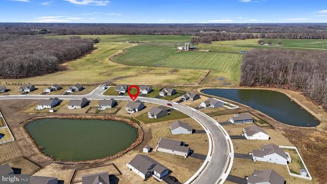 302 ALEZACH DR, Dover, DE 19901