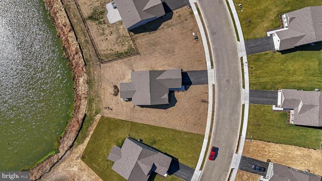 302 ALEZACH DR, Dover, DE 19901